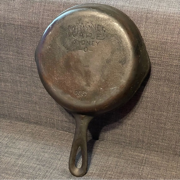 Wagner Ware Sidney -0- Cast Iron Skillet #3 Camping Cottage 1053 Makers Mark A - Picture 1 of 5